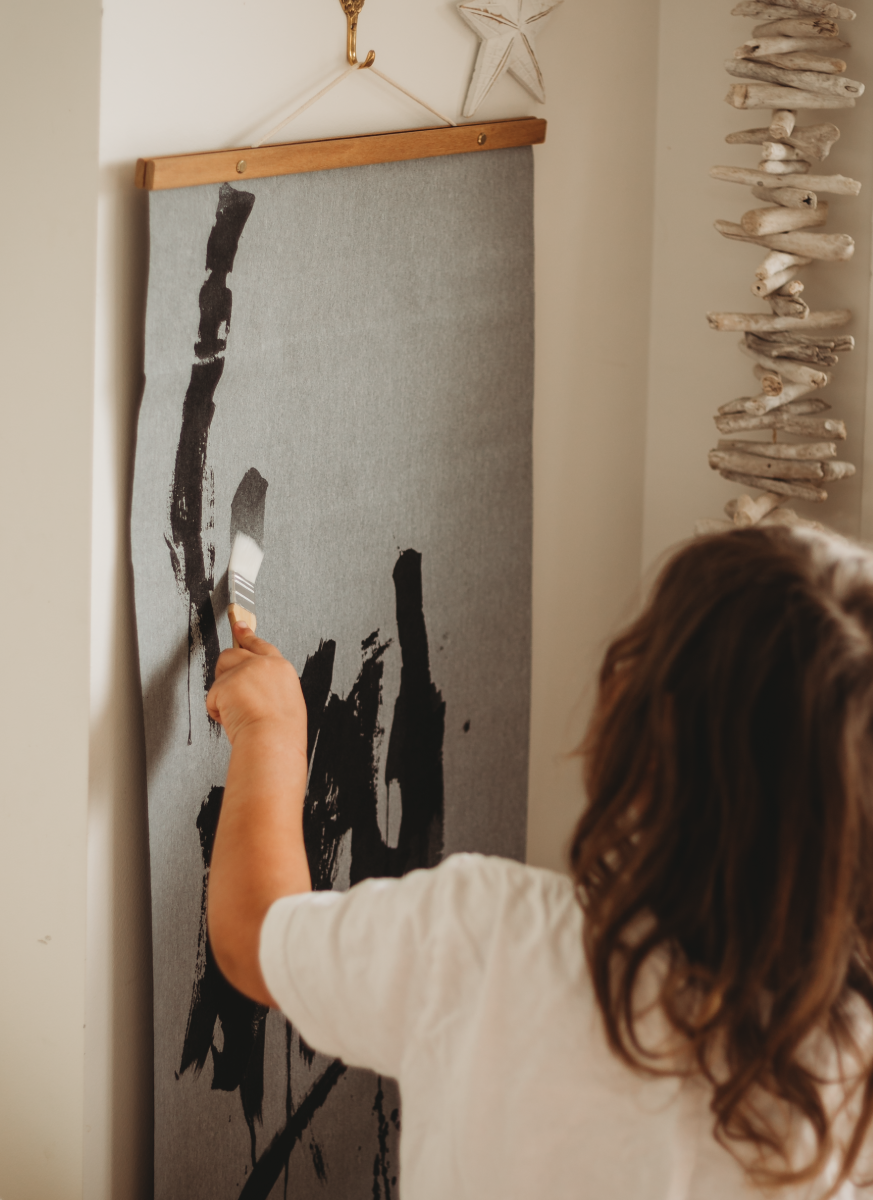 BUY 2: Magic Canvas + Brush Set