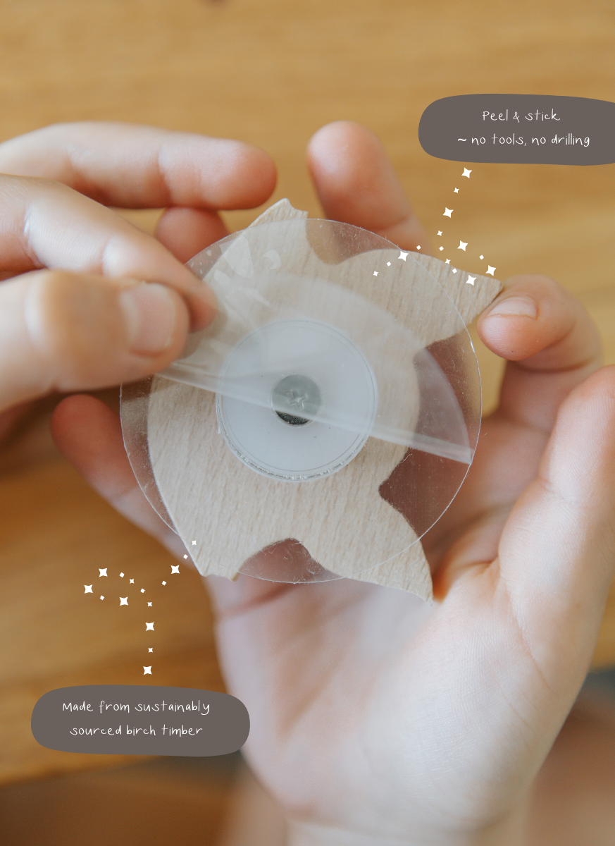 "Mama Fox" Adhesive Wall Hook